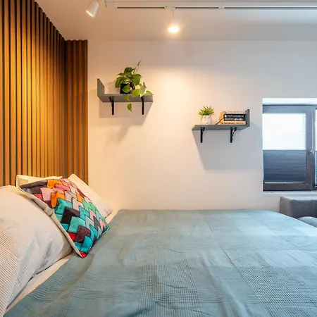 Leafy Loft Apartament Sofia