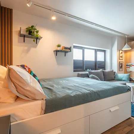 Leafy Loft