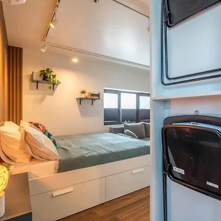 Leafy Loft Sofía